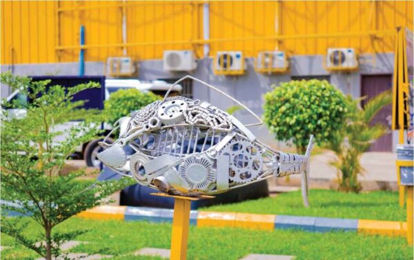 Metal Sculpture - Image 4